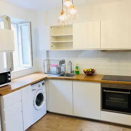 Apartment Kata Preko